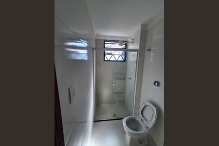 Banheiro de apartamento para alugar com 1 quarto, 35m² em Jardim Irajá, Ribeirão Preto