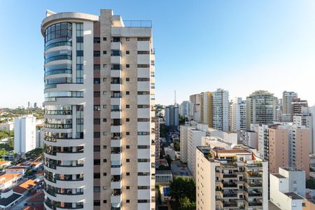 Apartamento à venda com 142m², 3 quartos e 2 vagas Apartamento à venda com 142m², 3 quartos e 2 vagasVista