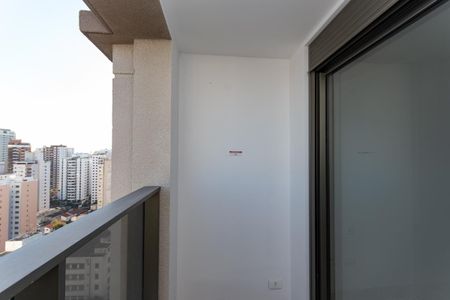 Apartamento à venda com 142m², 3 quartos e 2 vagas Apartamento à venda com 142m², 3 quartos e 2 vagasVaranda do Quarto 1 Suíte