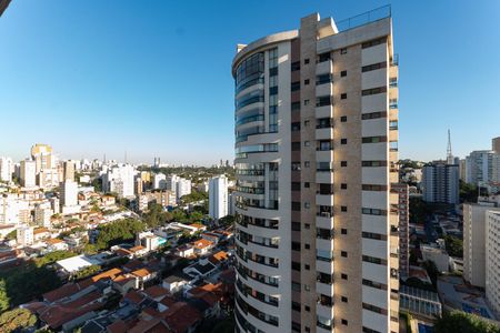 Apartamento à venda com 142m², 3 quartos e 2 vagas Apartamento à venda com 142m², 3 quartos e 2 vagasVista