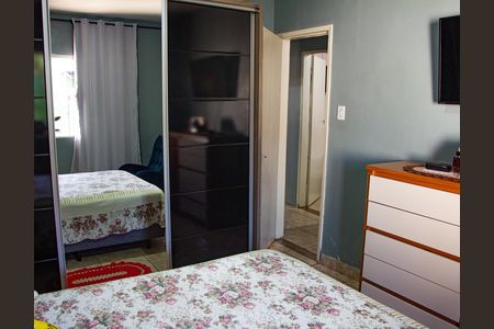 Casa à venda com 171m², 4 quartos e 1 vagaQuarto 2