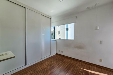 Apartamento à venda com 80m², 3 quartos e 2 vagas