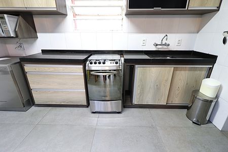 Apartamento para alugar com 70m², 2 quartos e 1 vagaCozinha