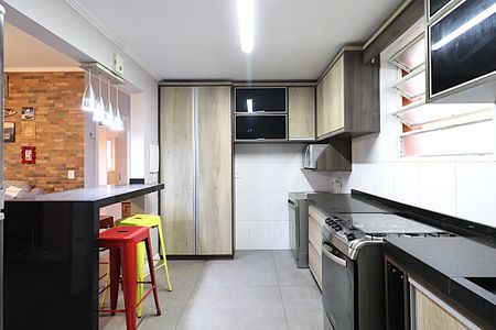 Apartamento para alugar com 70m², 2 quartos e 1 vagaCozinha - Armários