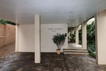 Apartamento para alugar com 70m², 2 quartos e 1 vagaEntrada do prédio