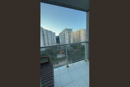 Varanda de apartamento para alugar com 2 quartos, 50m² em Barra Olímpica, Rio de Janeiro