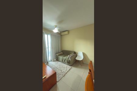 Sala de apartamento para alugar com 2 quartos, 50m² em Barra Olímpica, Rio de Janeiro