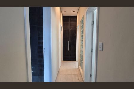 Corredor de apartamento para alugar com 3 quartos, 140m² em Santo Agostinho, Belo Horizonte