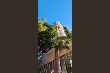 Apartamento à venda com 142m², 3 quartos e 2 vagas Apartamento à venda com 142m², 3 quartos e 2 vagasFachada