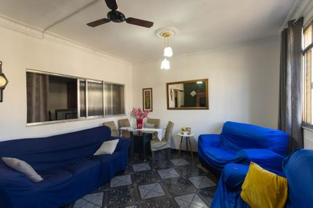 Sala de apartamento para alugar com 2 quartos, 60m² em Porto Velho, São Gonçalo
