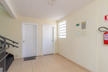 Apartamento para alugar com 45m², 2 quartos e sem vaga Apartamento para alugar com 45m², 2 quartos e sem vagaEntrada Imóvel