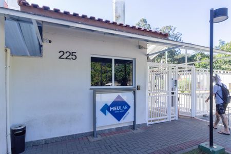 Apartamento para alugar com 45m², 2 quartos e sem vaga Apartamento para alugar com 45m², 2 quartos e sem vagaFachada