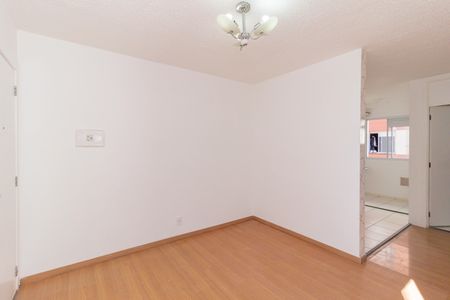 Sala de apartamento para alugar com 2 quartos, 45m² em Estância Jaraguá, São Paulo