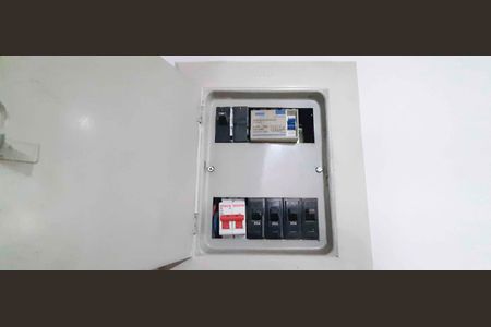 Apartamento à venda com 65m², 3 quartos e 1 vaga Apartamento à venda com 65m², 3 quartos e 1 vagaQuadro de Luz