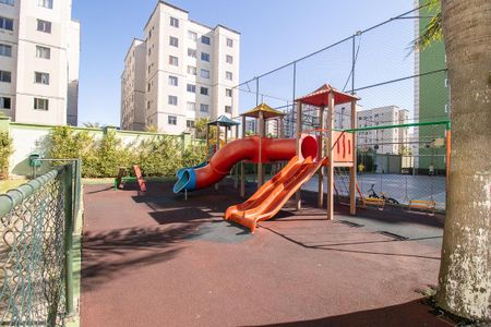 Área comum - Playground de apartamento para alugar com 2 quartos, 48m² em Xaxim, Curitiba