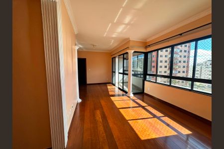Apartamento para alugar com 3 quartos, 100m² em Buritis, Belo Horizonte