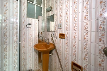 Banheiro de apartamento à venda com 1 quarto, 40m² em Centro, Belo Horizonte