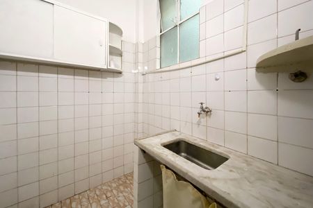 Cozinha de apartamento à venda com 1 quarto, 40m² em Centro, Belo Horizonte