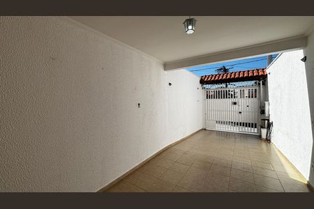 Garagem de casa para alugar com 3 quartos, 120m² em Vila Helena, Santo André