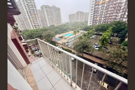 Apartamento para alugar com 57m², 2 quartos e 1 vaga Apartamento para alugar com 57m², 2 quartos e 1 vagaVaranda