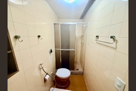 Apartamento para alugar com 57m², 2 quartos e 1 vaga Apartamento para alugar com 57m², 2 quartos e 1 vagaBanheiro