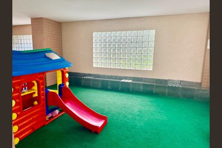 Apartamento para alugar com 57m², 2 quartos e 1 vaga Apartamento para alugar com 57m², 2 quartos e 1 vagaPlayground