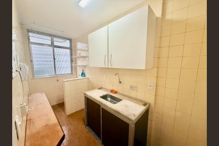 Apartamento para alugar com 57m², 2 quartos e 1 vaga Apartamento para alugar com 57m², 2 quartos e 1 vagaCozinha