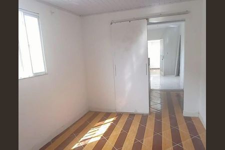 Sala de kitnet/studio para alugar com 1 quarto, 96m² em Saracuruna, Duque de Caxias
