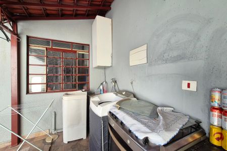 Área de Serviço de casa à venda com 2 quartos, 126m² em Conjunto Habitacional Parque da Floresta, Campinas