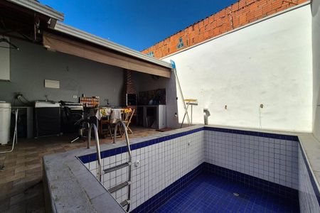Área comum - Piscina de casa à venda com 2 quartos, 126m² em Conjunto Habitacional Parque da Floresta, Campinas