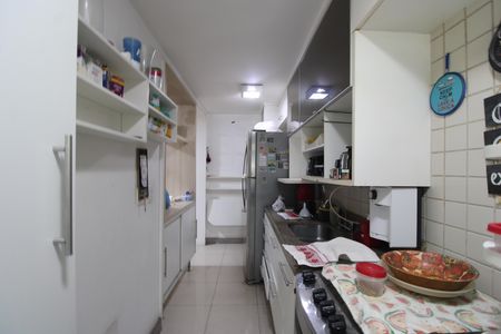Apartamento para alugar com 73m², 2 quartos e 1 vagaCozinha