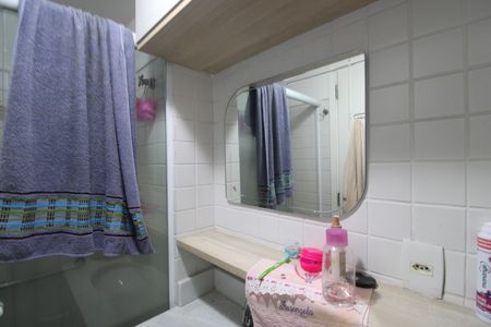 Apartamento para alugar com 73m², 2 quartos e 1 vagaBanheiro da suíte