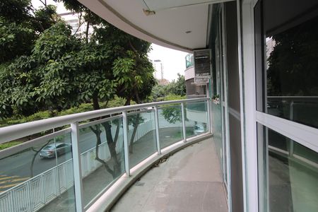 Sala - Varanda de apartamento para alugar com 2 quartos, 73m² em Barra Olímpica, Rio de Janeiro
