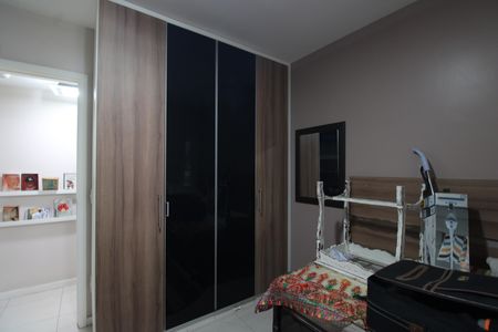 Apartamento para alugar com 73m², 2 quartos e 1 vagaQuarto 