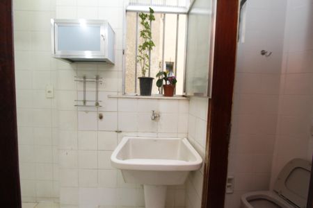 Apartamento para alugar com 77m², 2 quartos e 1 vagaÁrea de Serviço