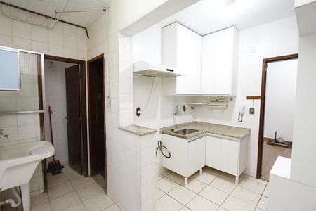 Apartamento para alugar com 77m², 2 quartos e 1 vagaCozinha e Área de Serviço
