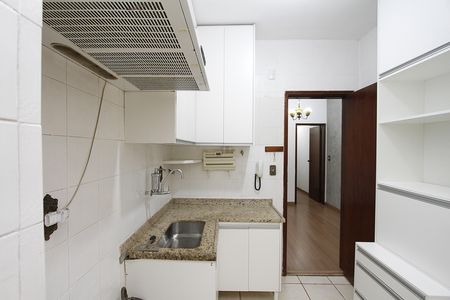 Apartamento para alugar com 77m², 2 quartos e 1 vagaCozinha