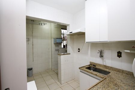 Apartamento para alugar com 77m², 2 quartos e 1 vagaCozinha