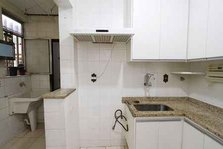 Apartamento para alugar com 77m², 2 quartos e 1 vagaCozinha