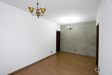 Sala de apartamento para alugar com 2 quartos, 77m² em Nova Suíça, Belo Horizonte
