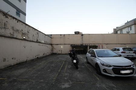 Garagem de apartamento para alugar com 2 quartos, 77m² em Nova Suíça, Belo Horizonte