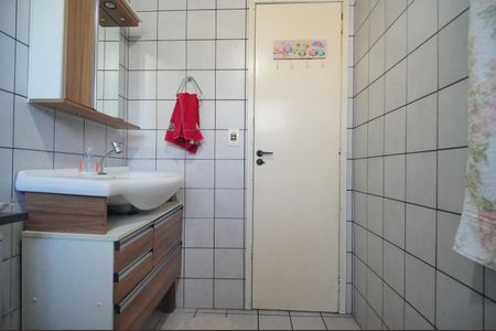 Banheiro de casa para alugar com 2 quartos, 110m² em Pinheiro, São Leopoldo