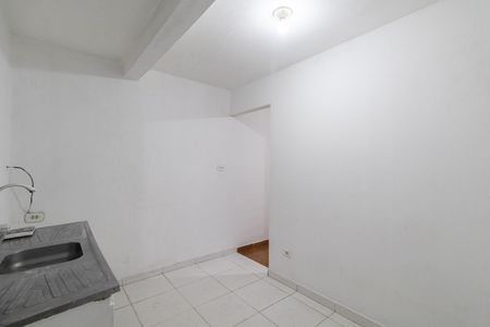 CozinhaCozinha de casa para alugar com 1 quarto, 21m² em Jardim Danfer, São Paulo