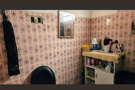 Casa à venda com 105m², 2 quartos e 10 vagas
