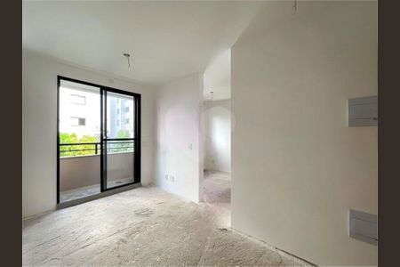 Apartamento à venda com 34m², 2 quartos e sem vaga