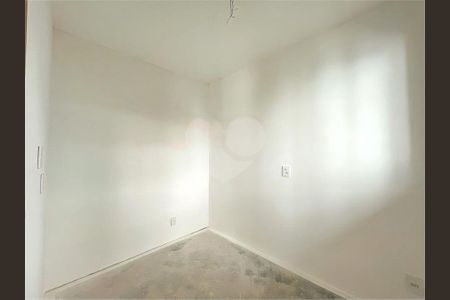 Apartamento à venda com 34m², 2 quartos e sem vaga