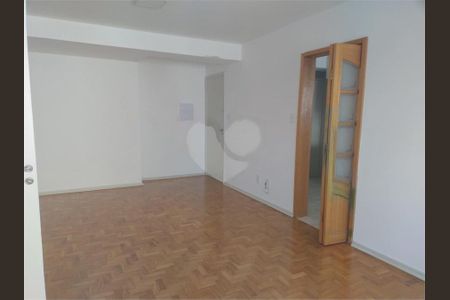Apartamento à venda com 77m², 2 quartos e 1 vaga