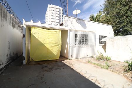 Garagem de casa para alugar com 3 quartos, 96m² em Osvaldo Rezende, Uberlândia