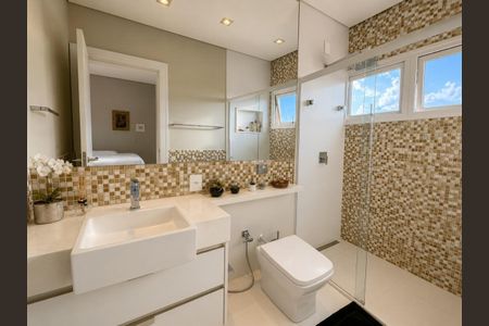 Casa de condomínio à venda com 273m², 3 quartos e 4 vagas