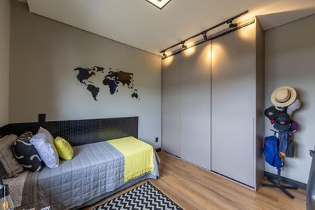 Casa de condomínio à venda com 275m², 4 quartos e 4 vagas